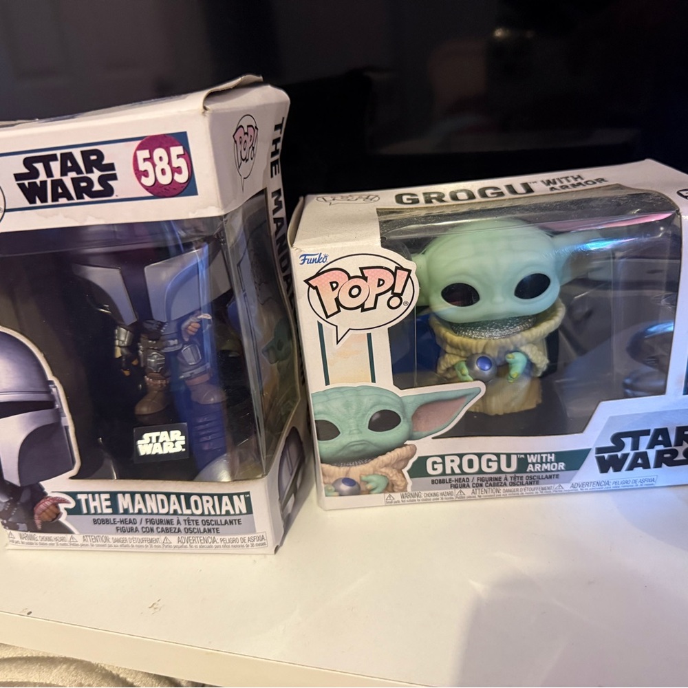Star Wars Funko Pop Figures - The Mandalorian and Grogu